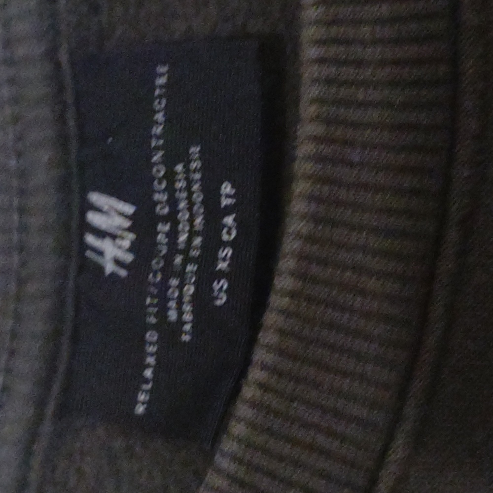 H&M | Basic Sweatshirt - Picture 2 of 2